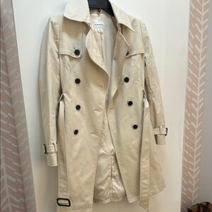 Club Monaco Women's Trench Coat light blush size S